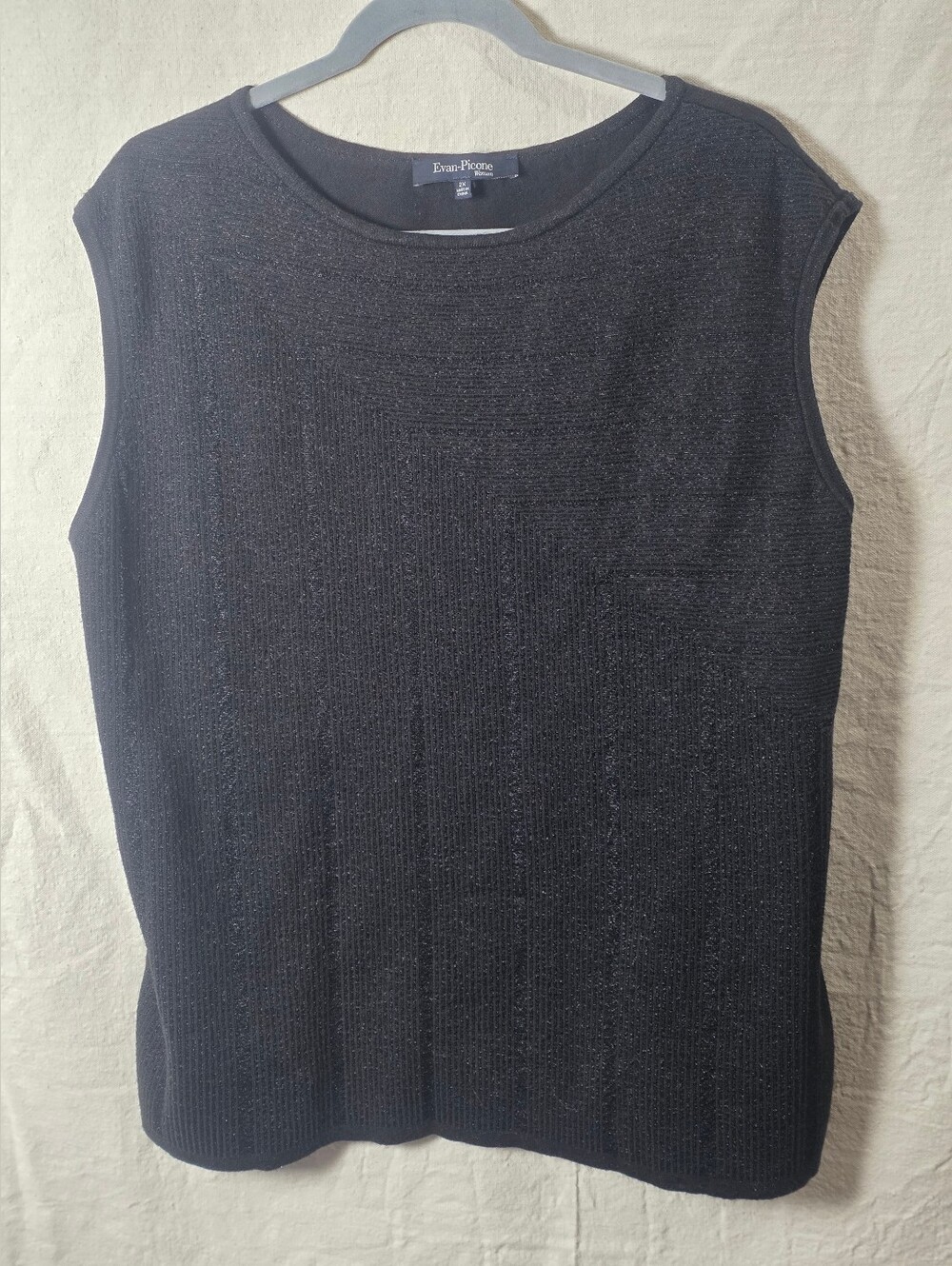 Evan Picone Black Sleeveless Crewneck Knit Top